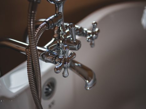 plumbing services London